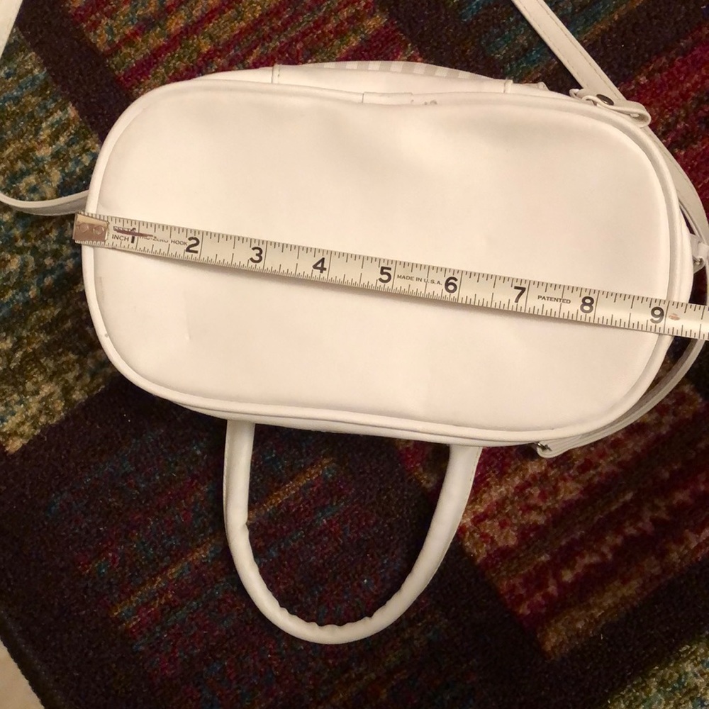Small tote - Picture 8 of 12